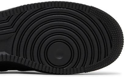 Nike Air Force 1 Mid Supreme "Black"