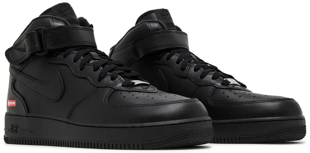 Nike Air Force 1 Mid Supreme "Black"
