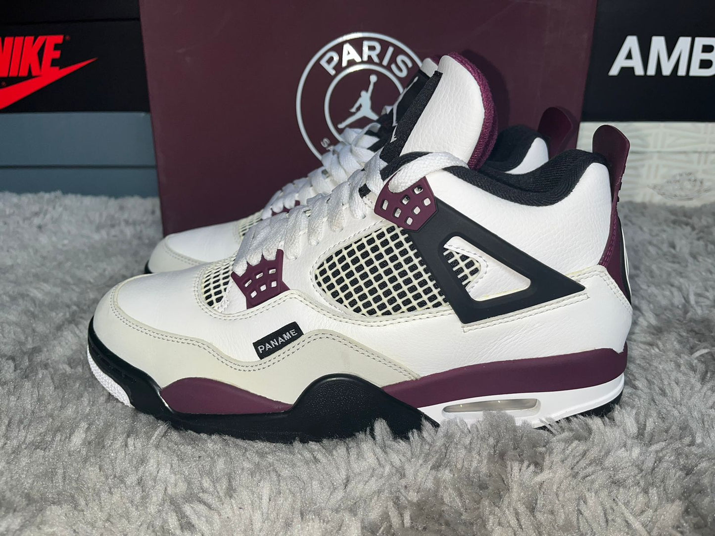 Air Jordan 4 x Paris Saint-Germain "Bordeaux"
