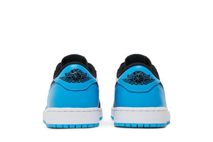 Jordan 1 Retro Low OG en negro y azul celeste