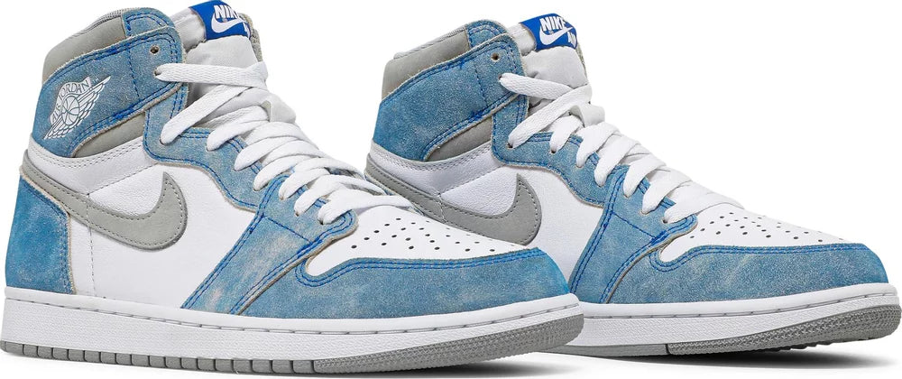 Air Jordan 1 Retro High OG "Hyper Royal"