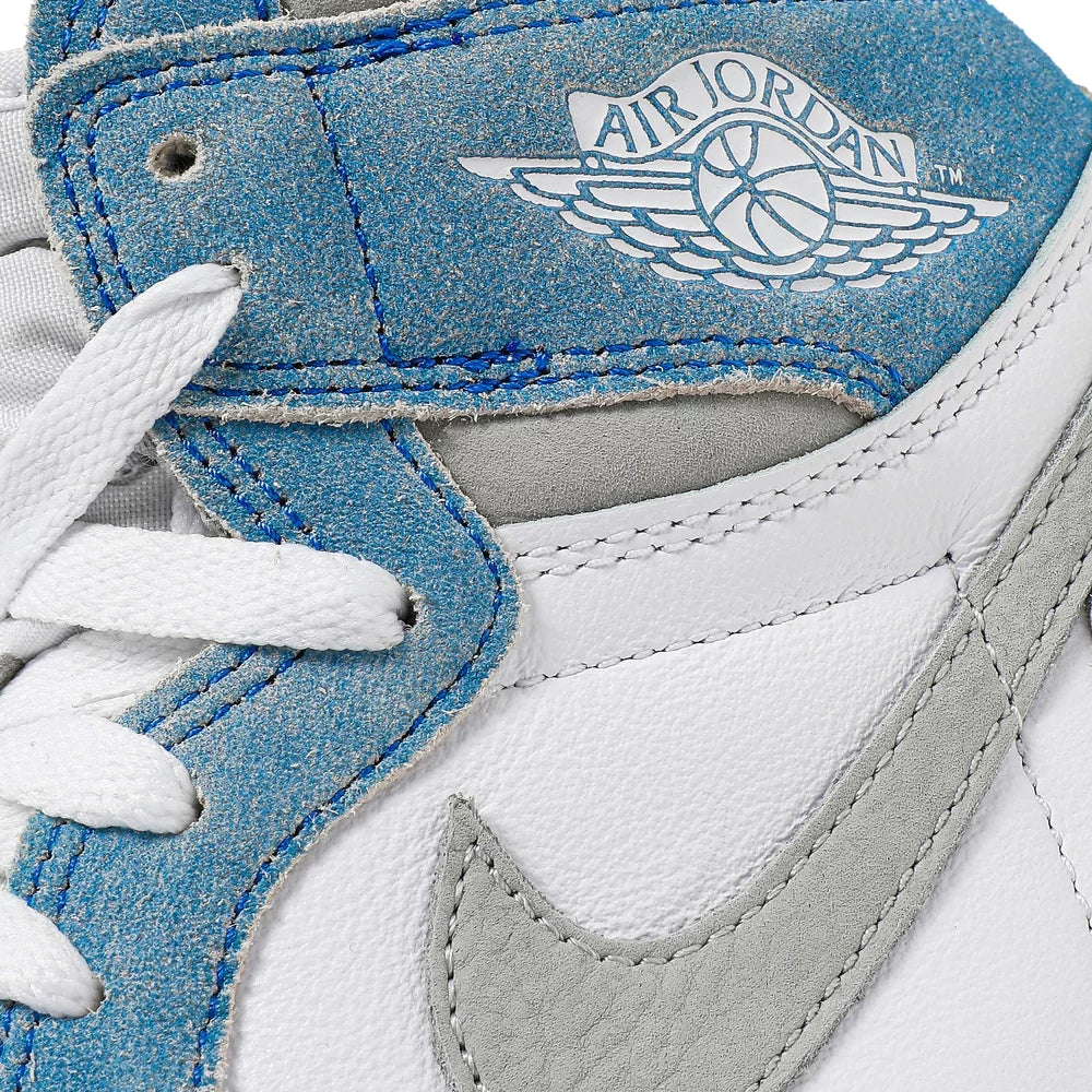 Air Jordan 1 Retro High OG "Hyper Royal"