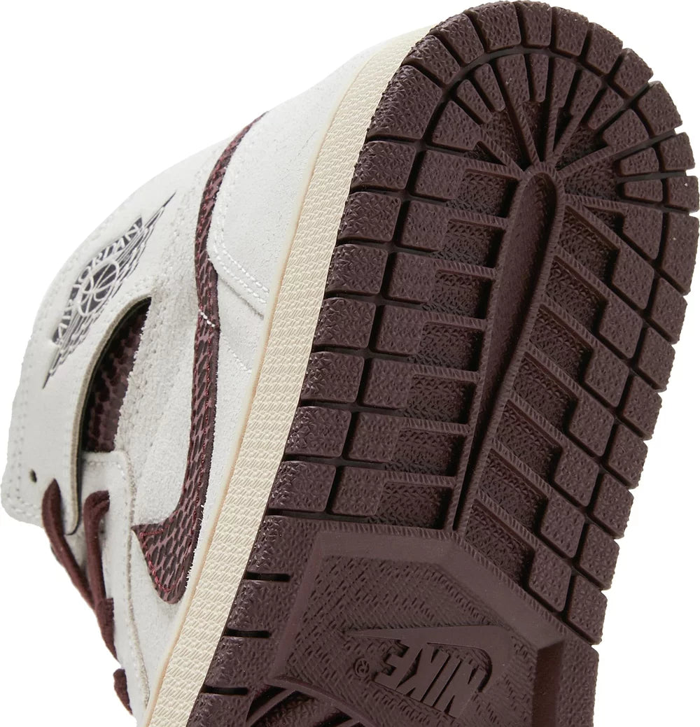 Air Jordan 1 High OG x A Ma Maniére "Airness"