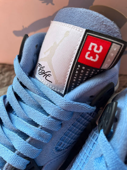 Air Jordan 4 Retro "University Blue"